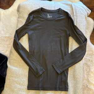 Bowery super soft long sleeve tee, Gap, size S Pima cotton crew neck. Black
